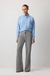 Cardigan corto in maglia con bottoni