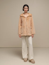 Cappotto in pile con cappuccio e zip