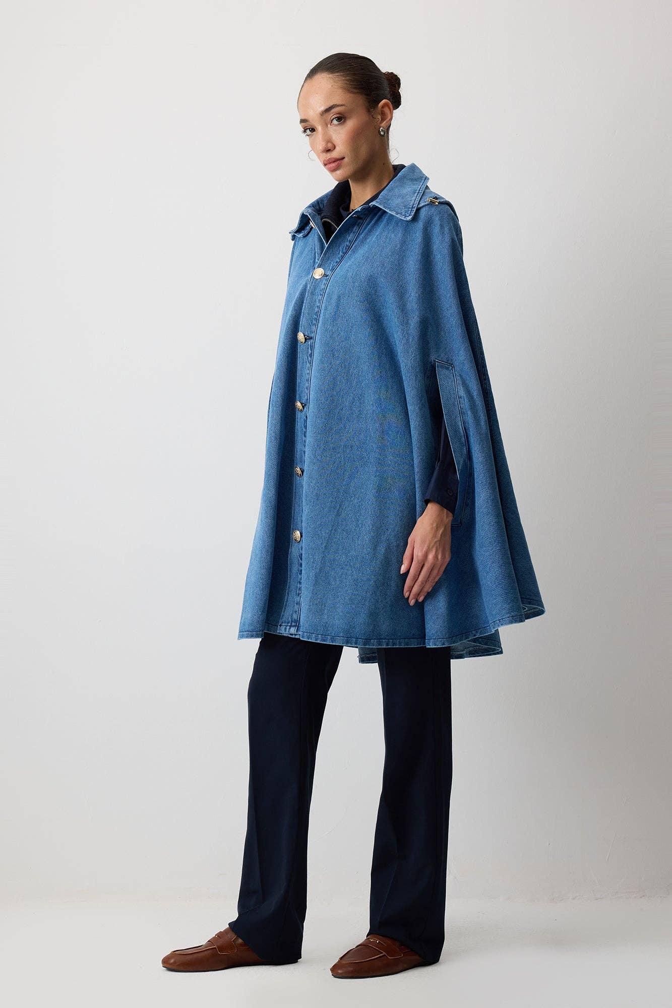 Poncho in denim con cappuccio