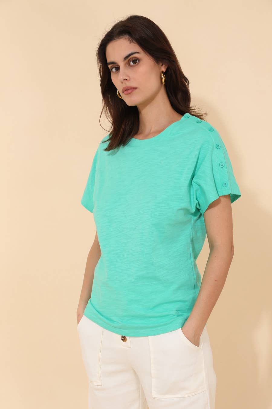 T-shirt TIA in cotone con bottoni sulla spalla sinistra
