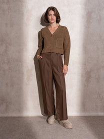 Cardigan corto in maglia con scollo a V e tasche