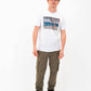 T-shirt bianca con stampa manga Floating Hadoken