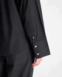 Camicia corta in popeline di cotone biologico nera Flora