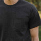 T-shirt con taschino in cotone riciclato