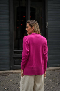 Maglione oversize in maglia con cucitura frontale