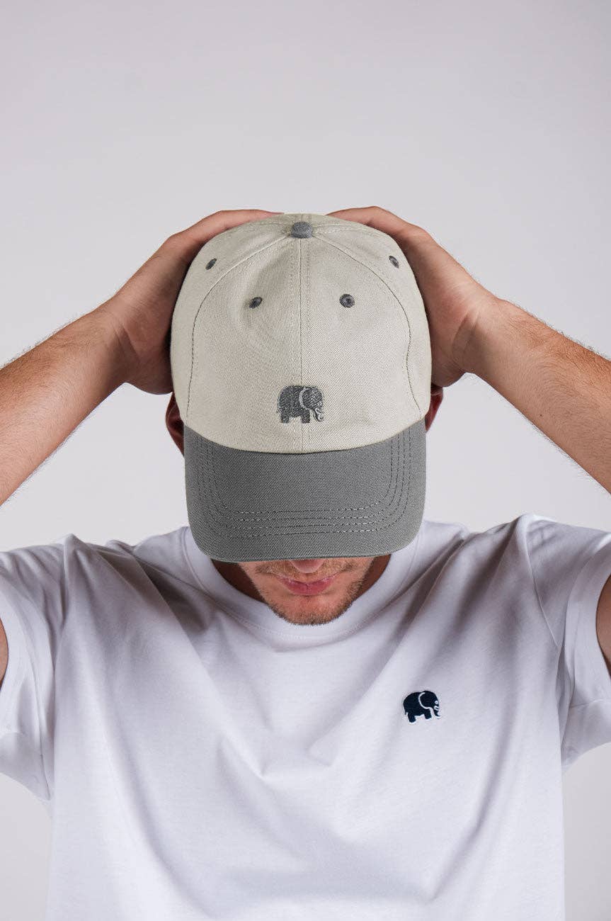 Cappellino dad hat bicolore con logo elefante ricamato