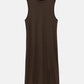 Abito midi con dettagli metallici e cut-out