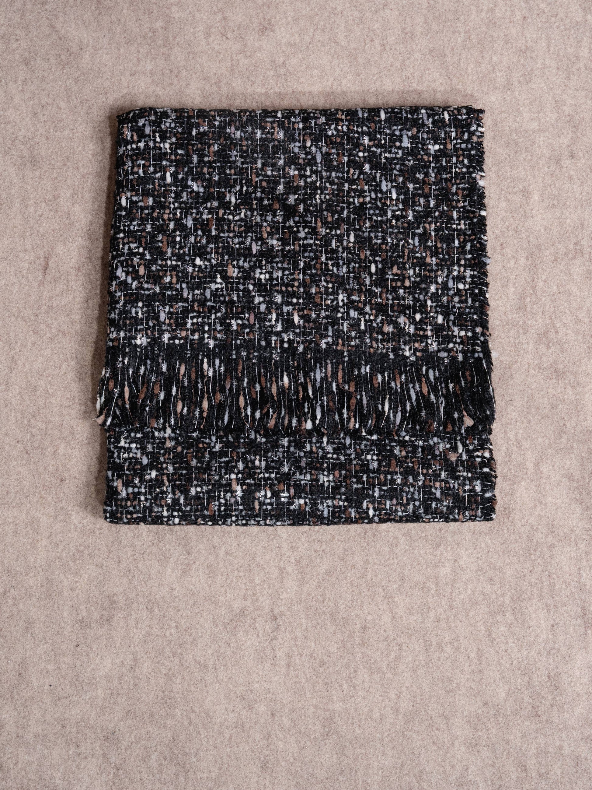 Sciarpa tweed con frange in viscosa