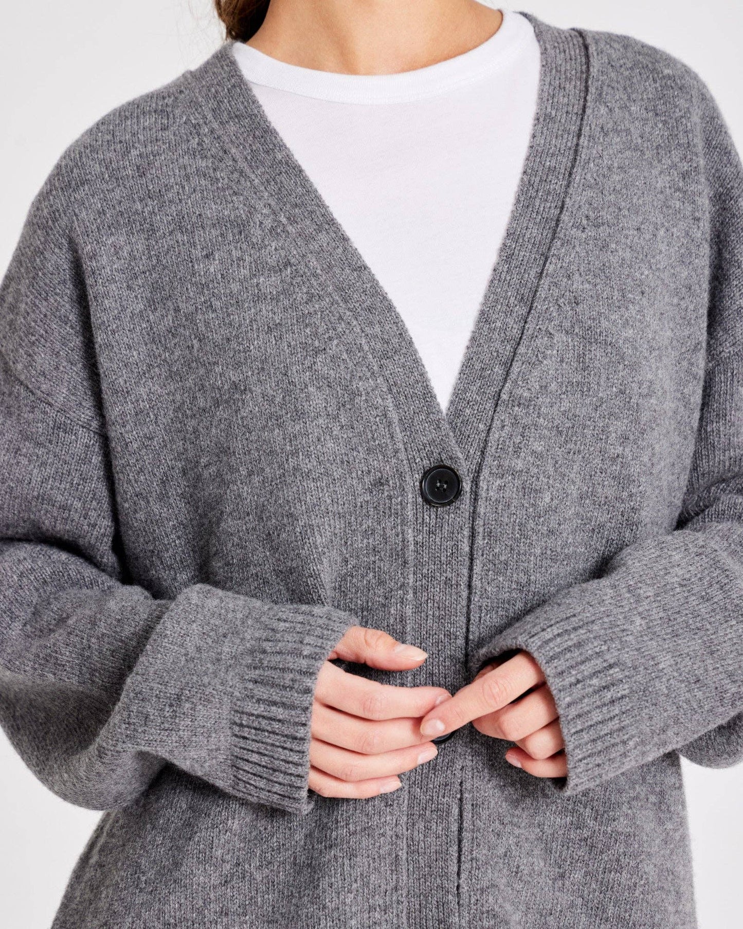 Cardigan Edith in lana d’agnello biologica grigio mélange