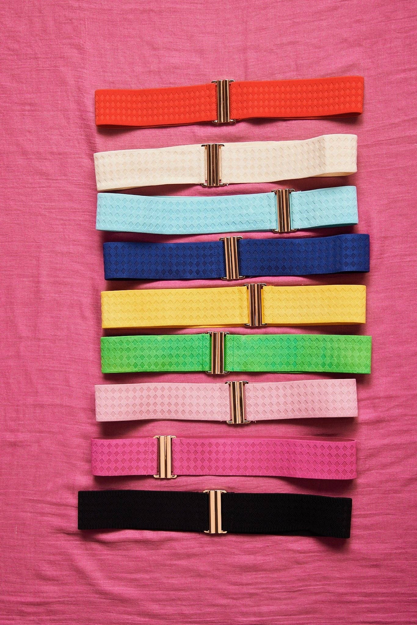 Cintura elastica colorata con fibbia