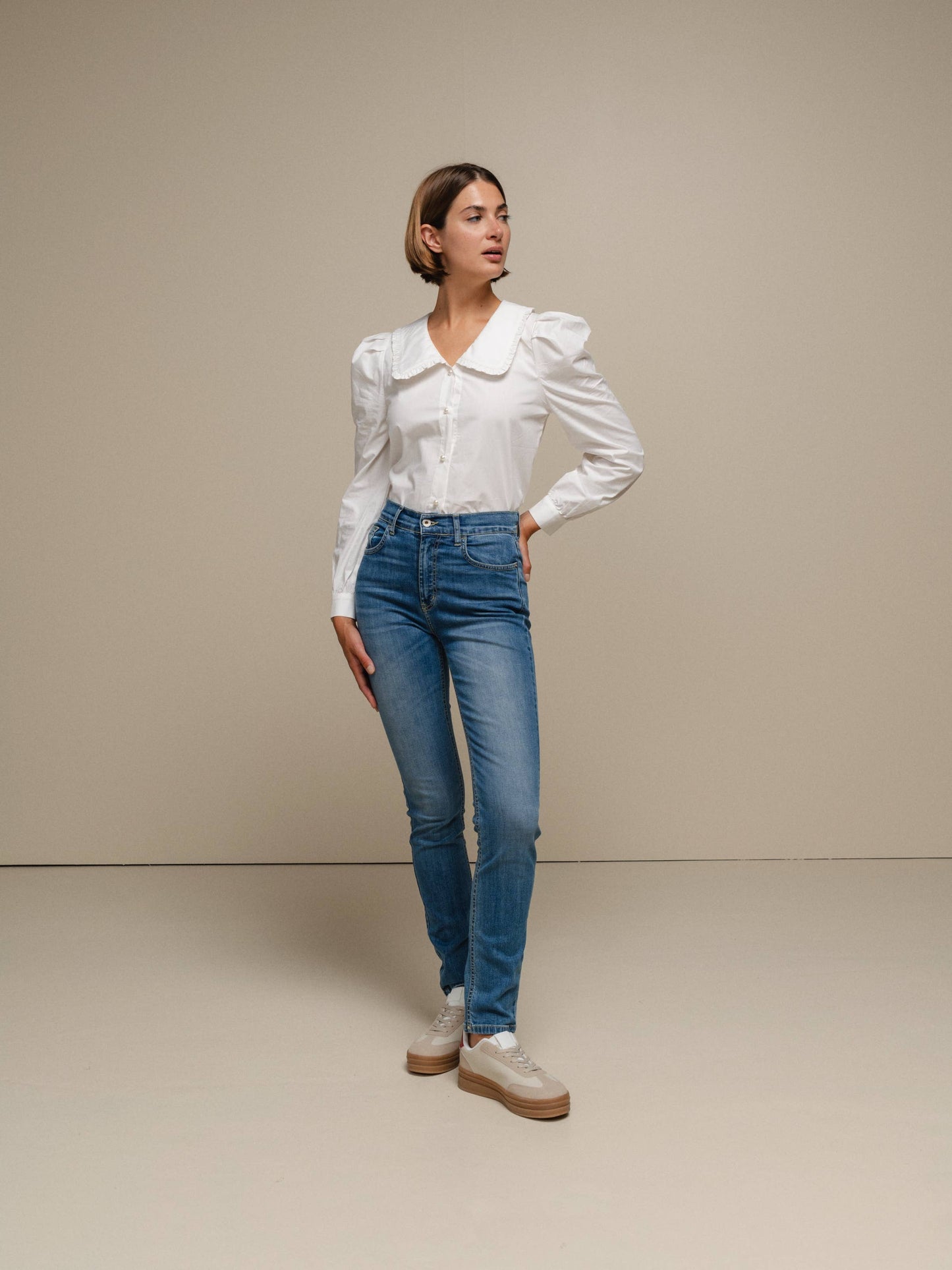 Camicia in cotone 100% con colletto maxi