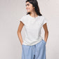 T-shirt aderente con applicazione floreale