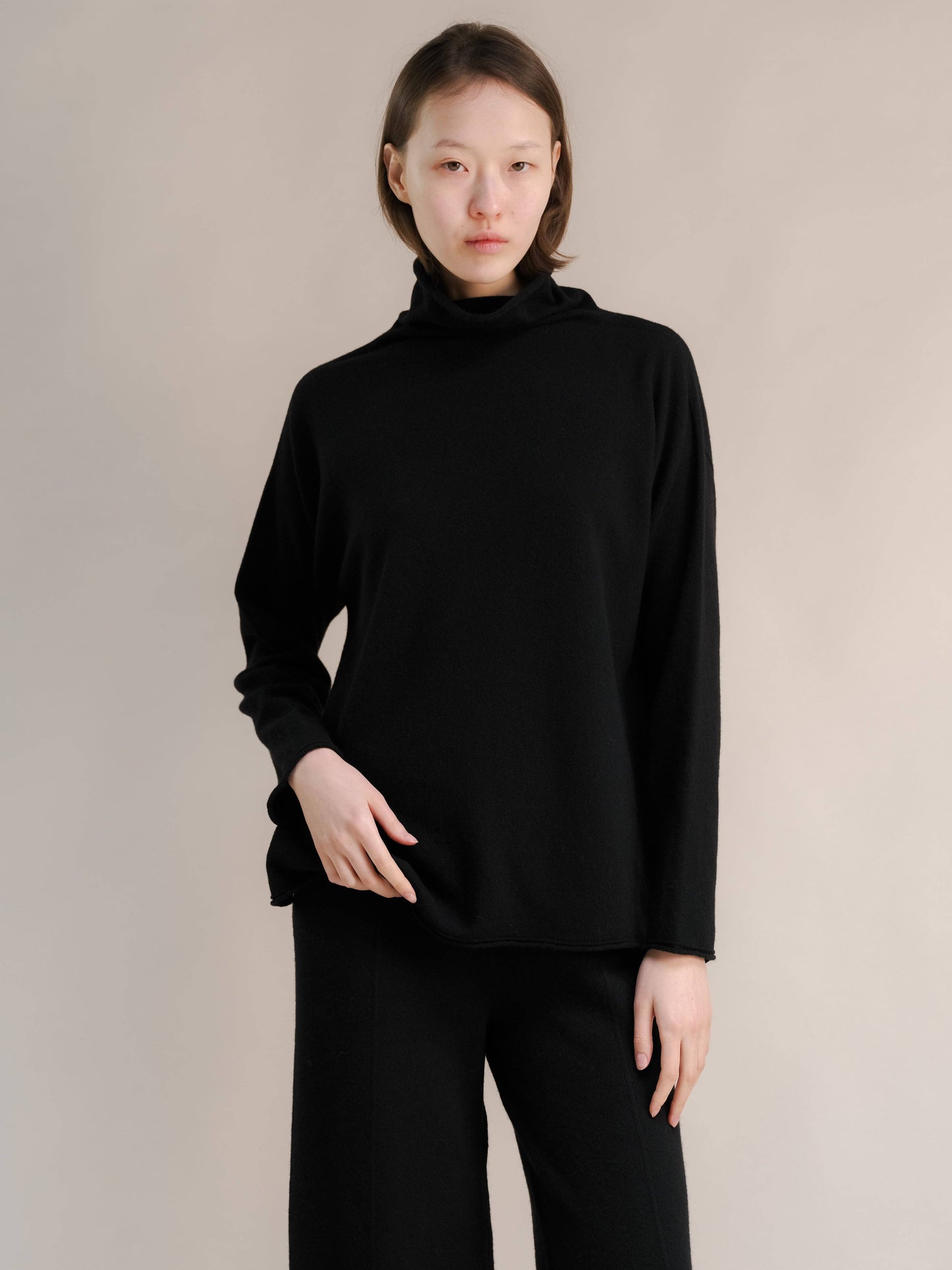 Maglione dolcevita relaxed in misto cashmere 3D knit