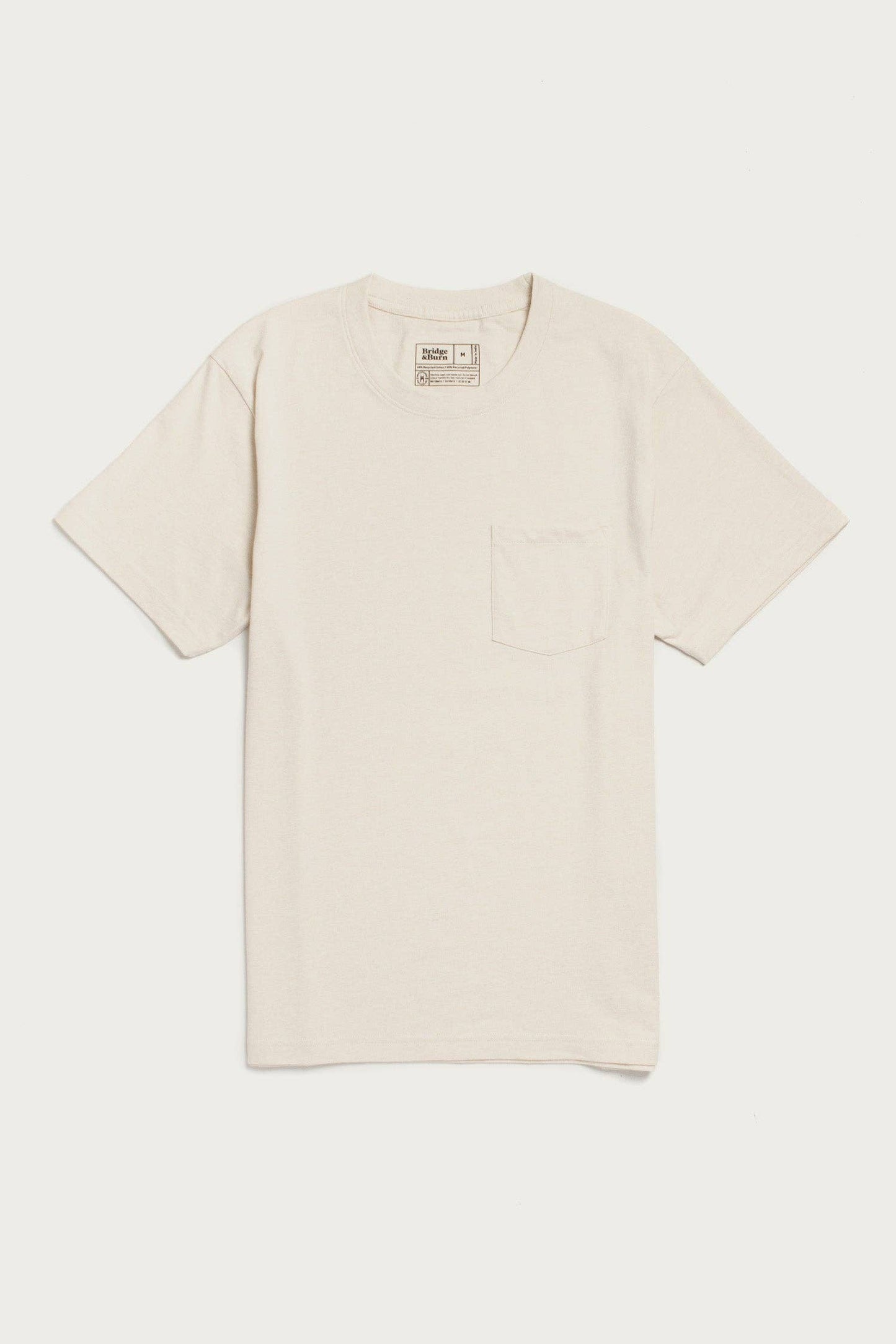T-shirt con taschino in cotone riciclato avorio