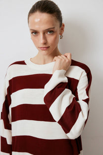 Abito in maglia a righe maxi oversize