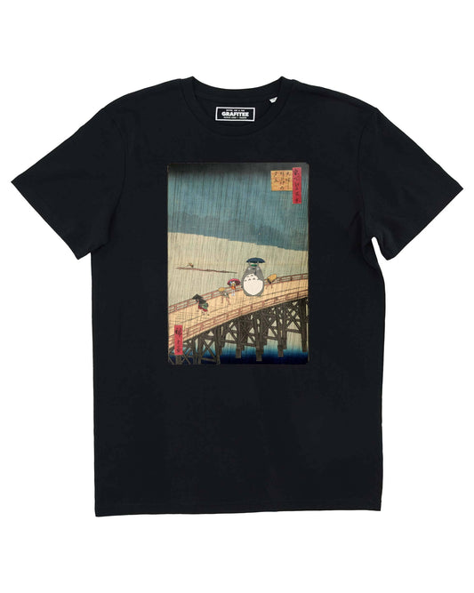 T-shirt grafica Totoro “Floating Rain” in cotone biologico