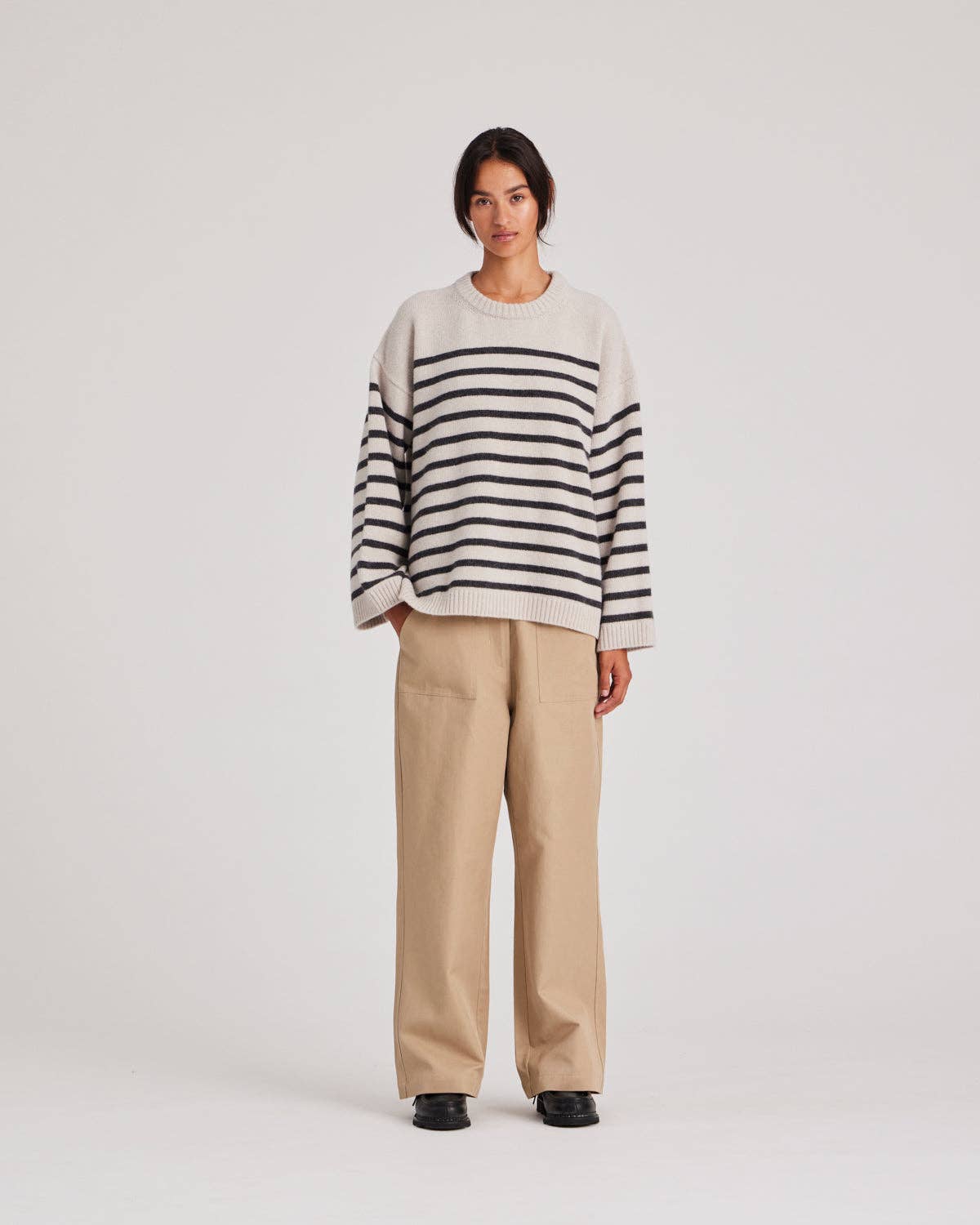 Maglione oversize a righe in lana d’agnello biologica