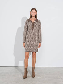 Abito in maglia jacquard con colletto polo e bottoni