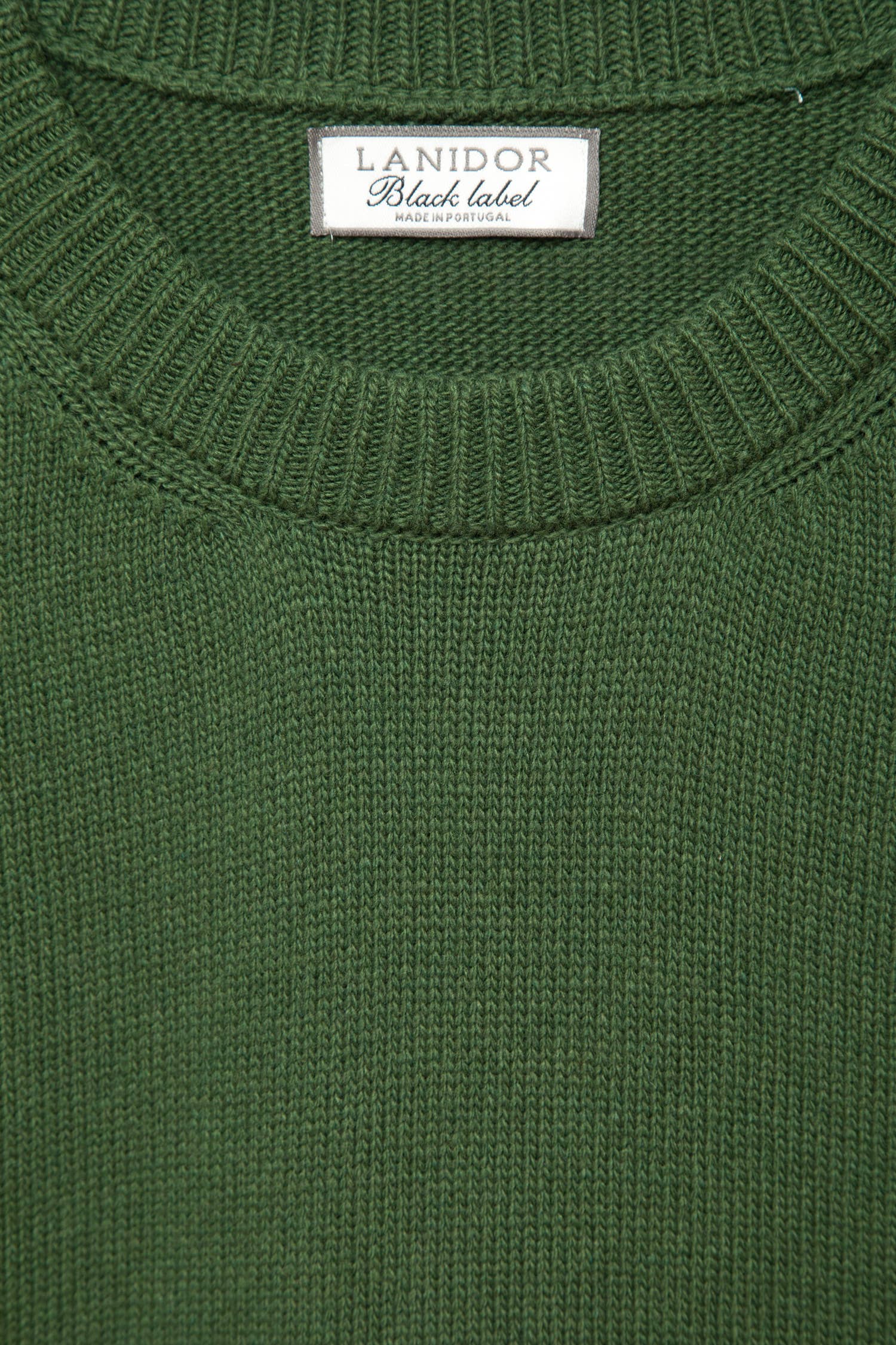 Gilet in maglia rasata con scollo rotondo