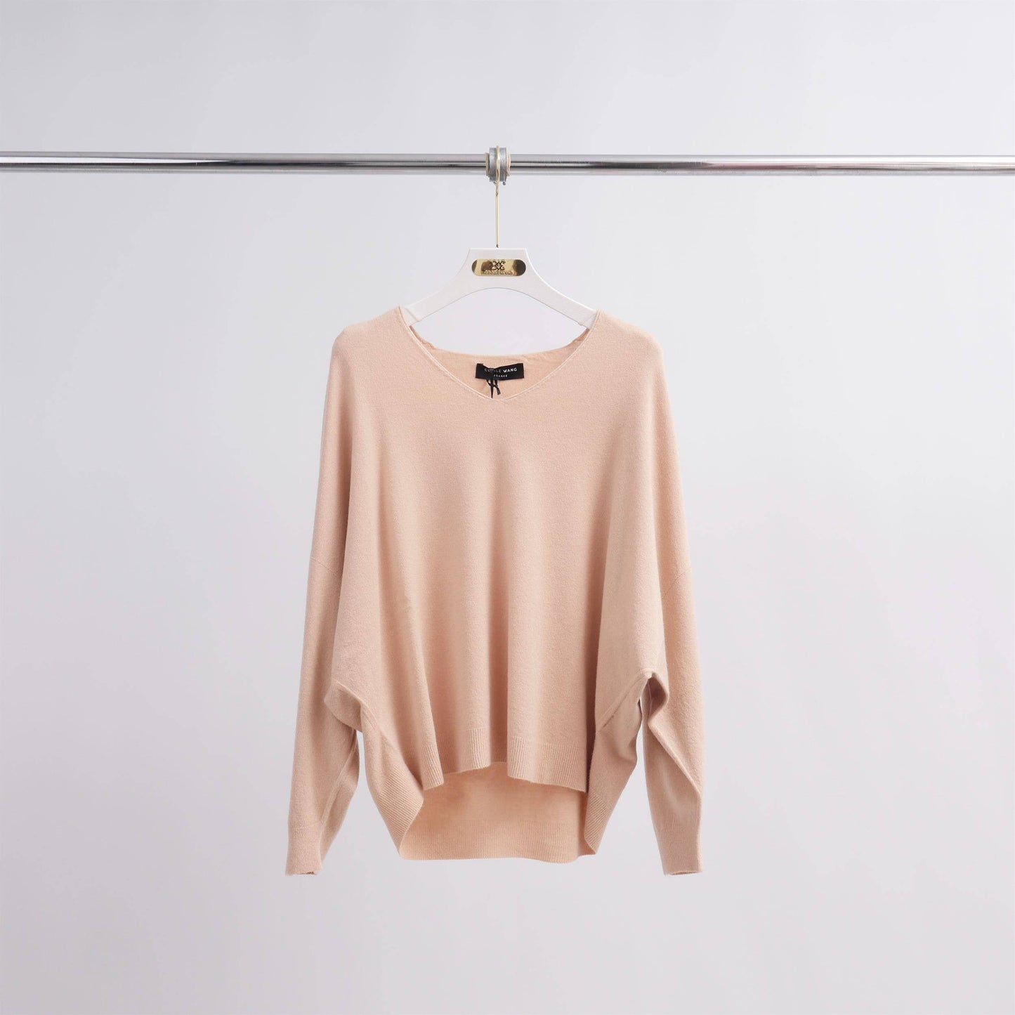 Maglione oversize con scollo a V in misto viscosa