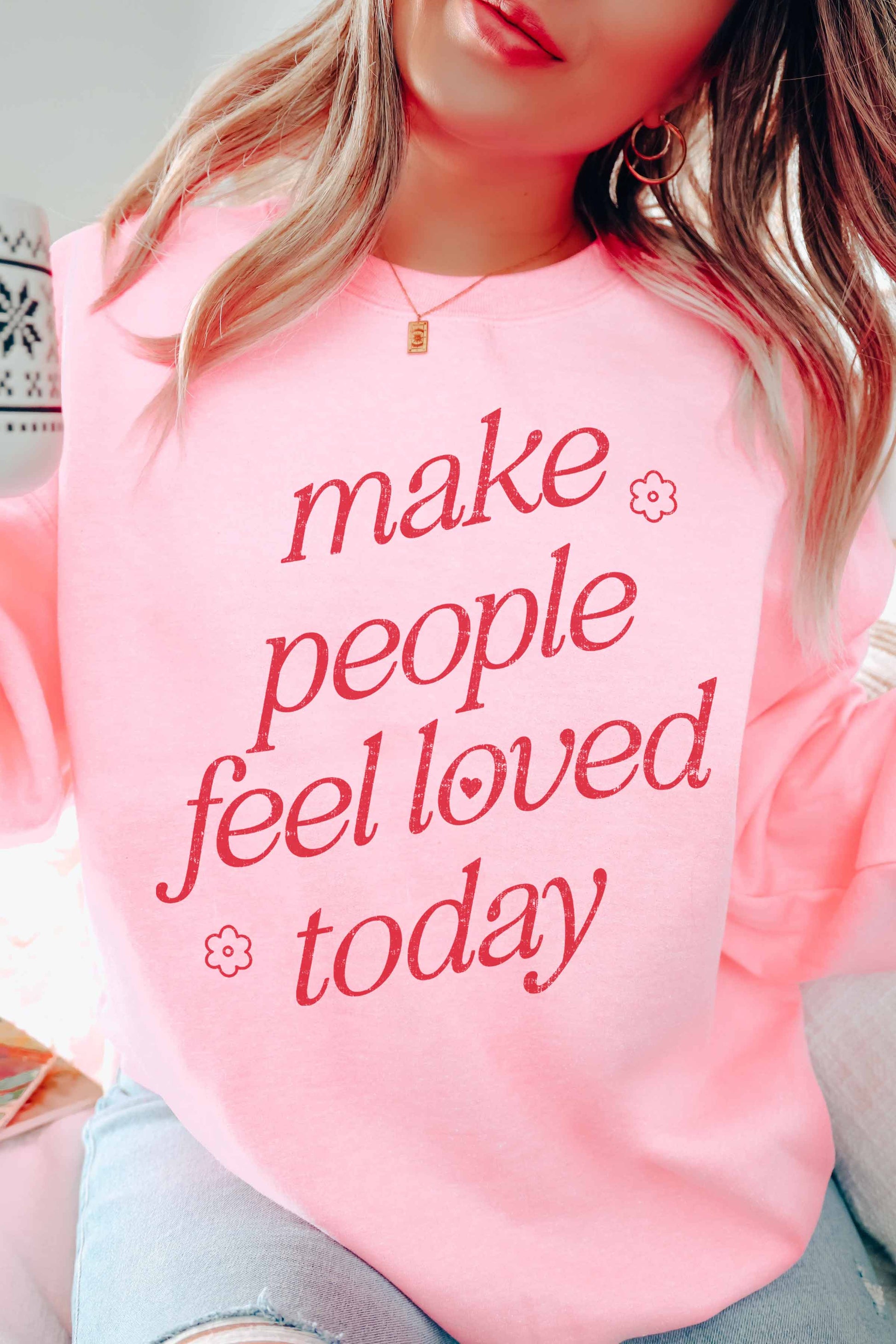 Felpa oversize con stampa “Make People Feel Loved Today”