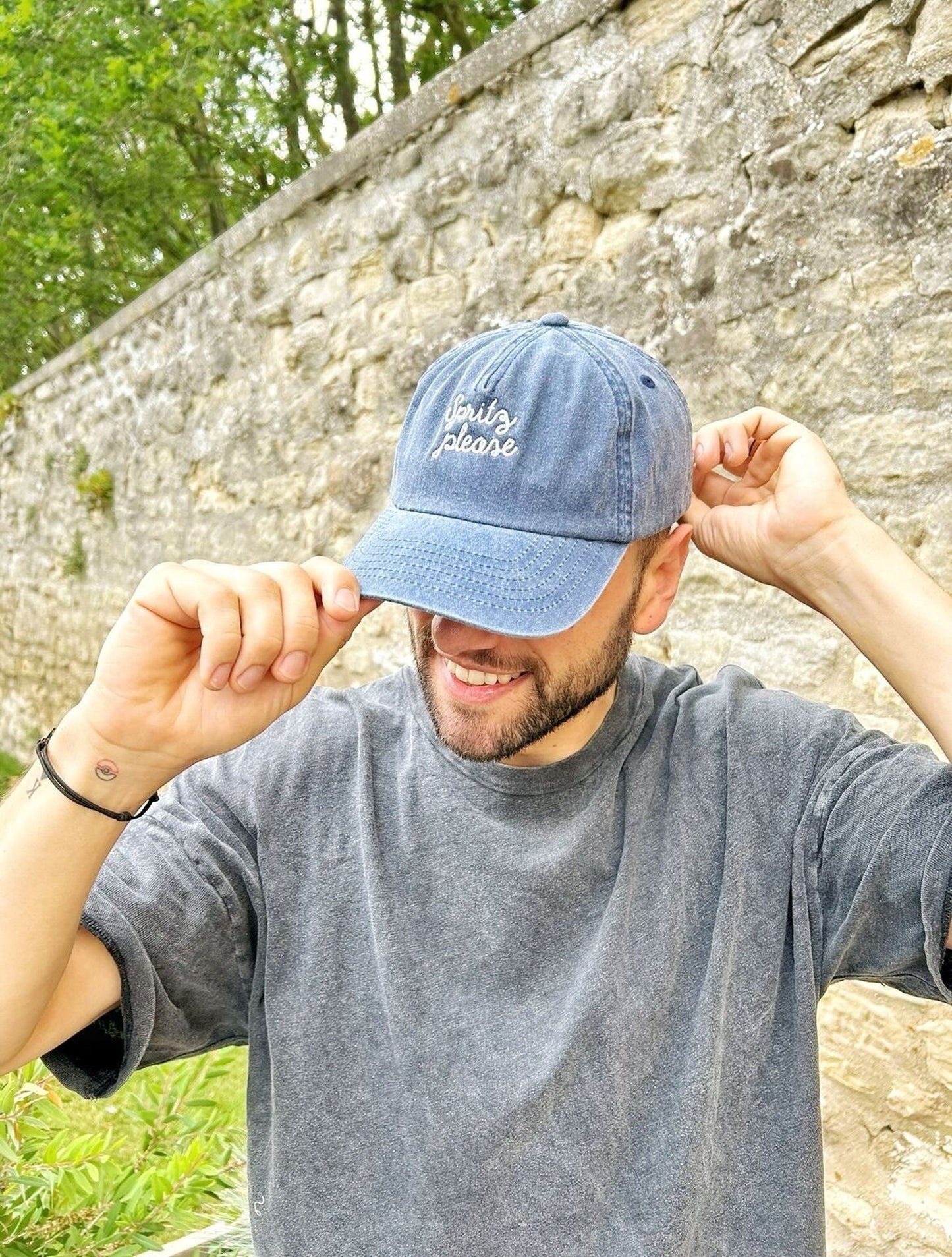 Cappellino vintage ricamato “Spritz Please”