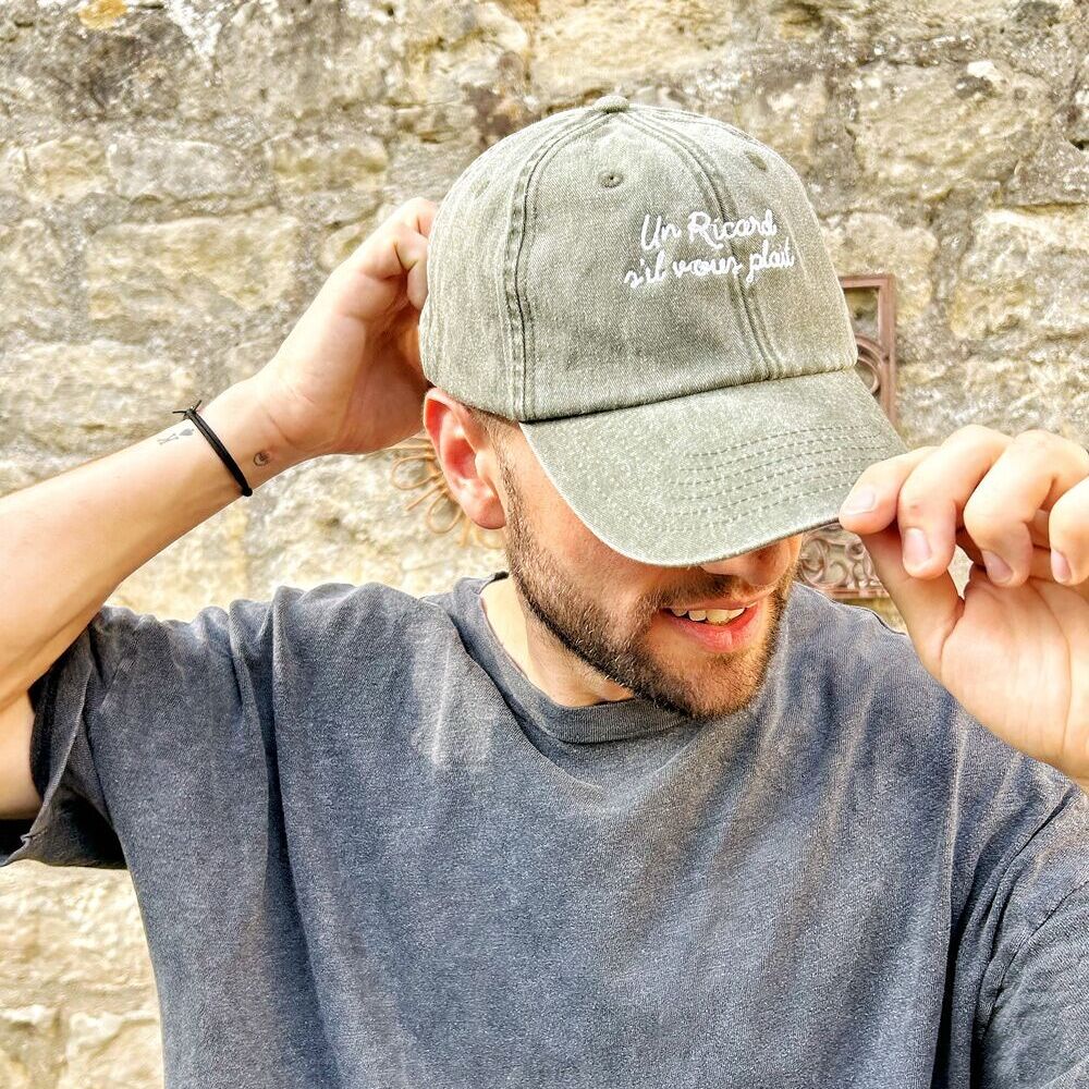 Cappellino vintage ricamato “Un Ricard, s’il vous plaît”