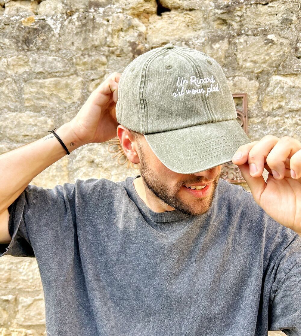 Cappellino vintage ricamato “Un Ricard, s’il vous plaît”