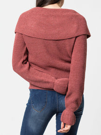 Maglione in maglia con maxi collo a scialle