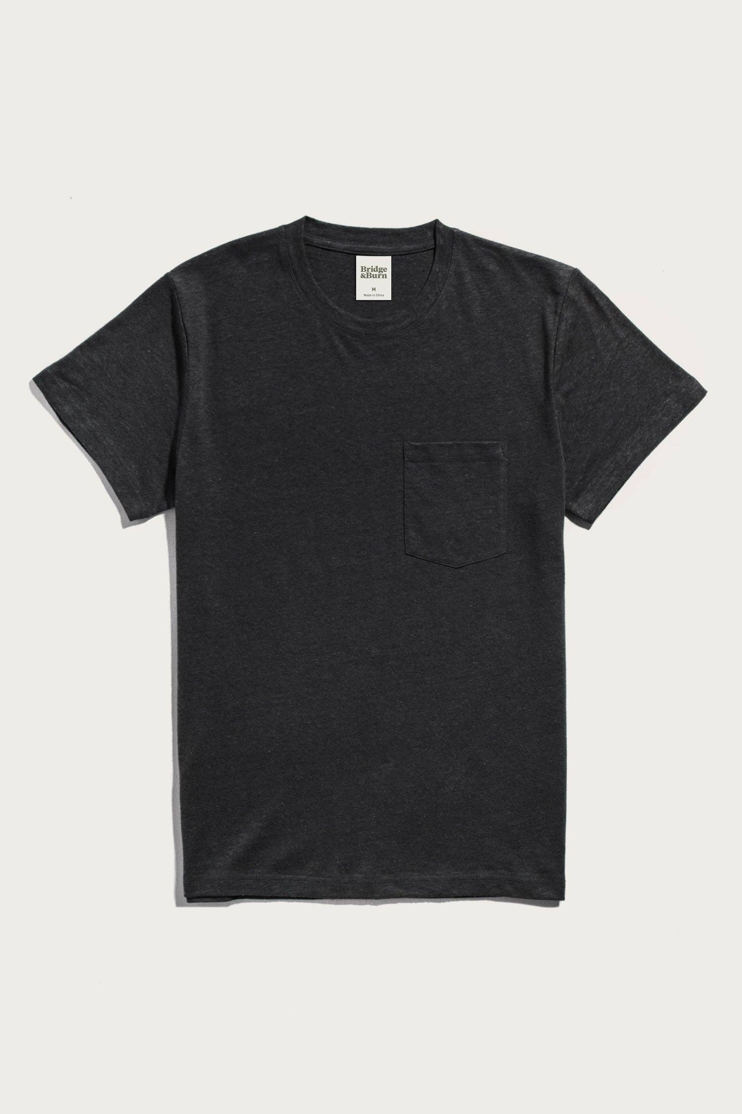 T-shirt con taschino in canapa biologica nero lavato
