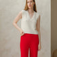 Top smanicato in misto cashmere con scollo a V