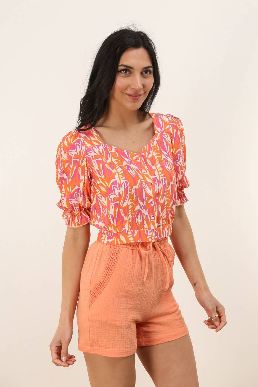 Crop top Tara con stampa multicolor