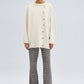 Maglione in maglia con bottoni asimmetrici ecru