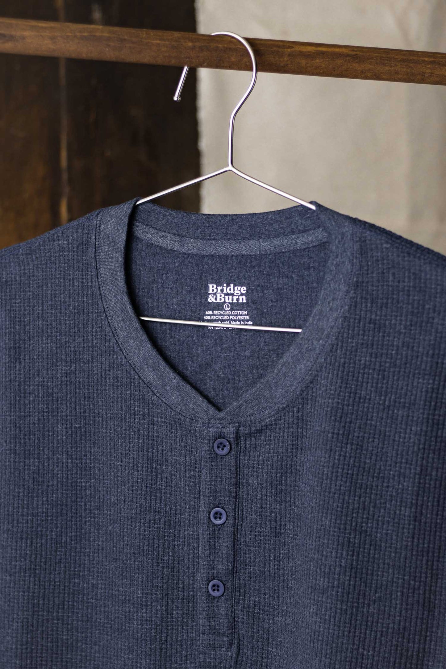 Henley donna in maglia waffle riciclata color zaffiro mélange