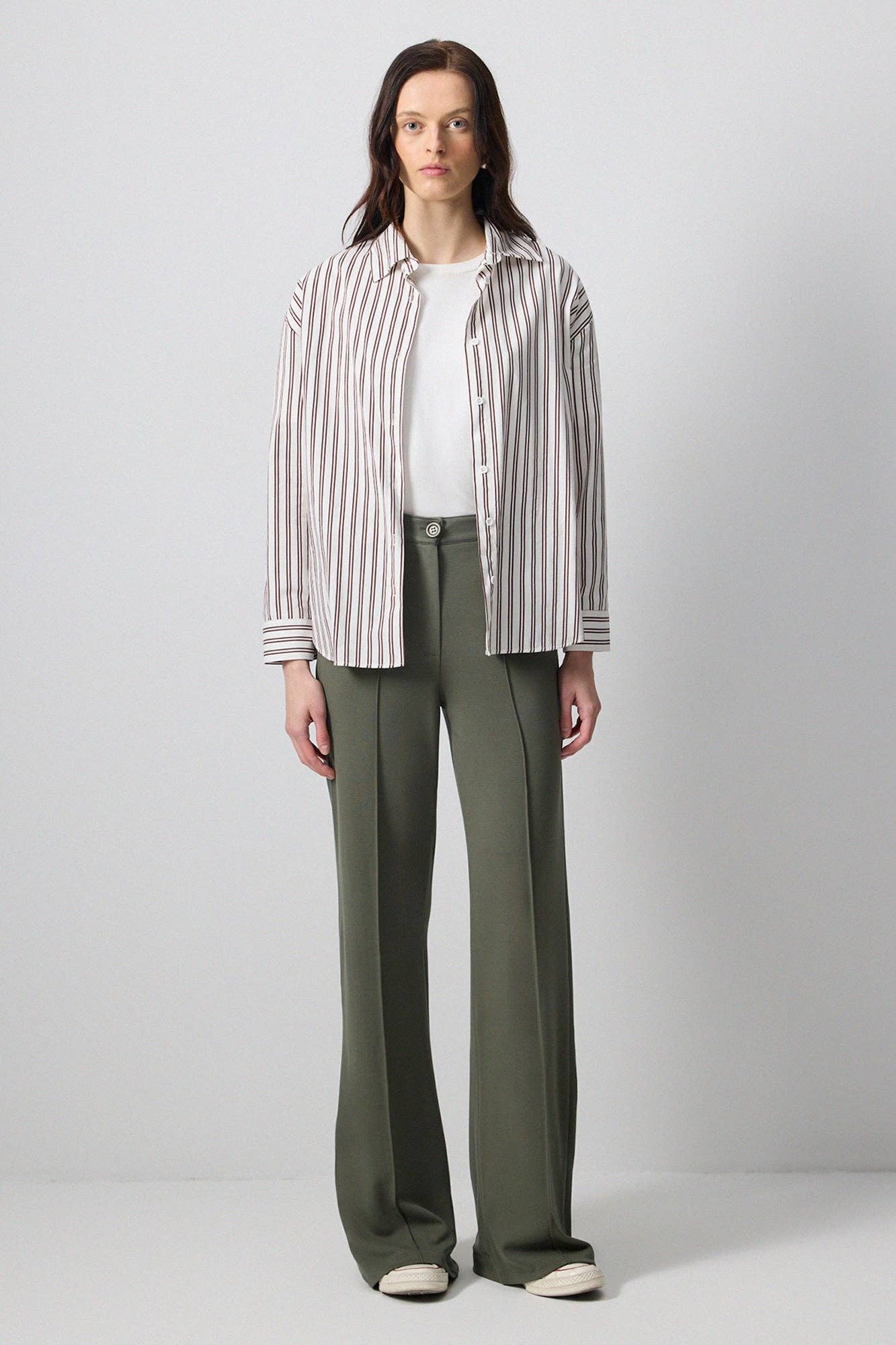 Pantaloni palazzo in maglia a coste kaki