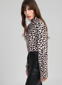 Top animalier beige a collo alto