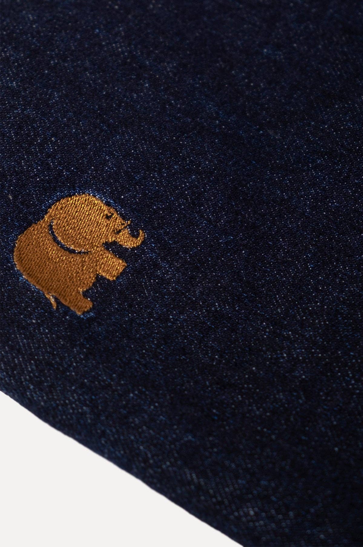 Pantaloni da arrampicata in denim riciclato con lavaggio all’ozono