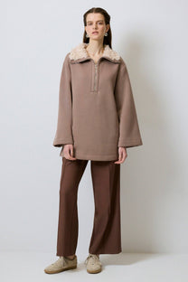 Felpa oversize in cotone con collo in eco pelliccia e mezza zip