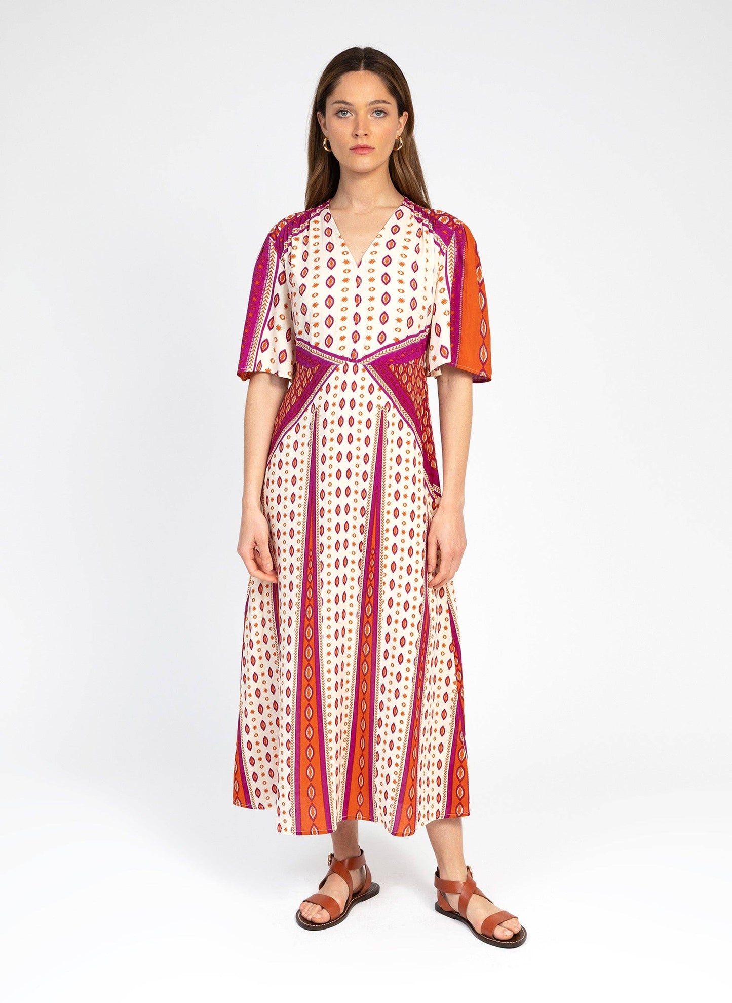 Abito midi Oren arancione con scollo a V