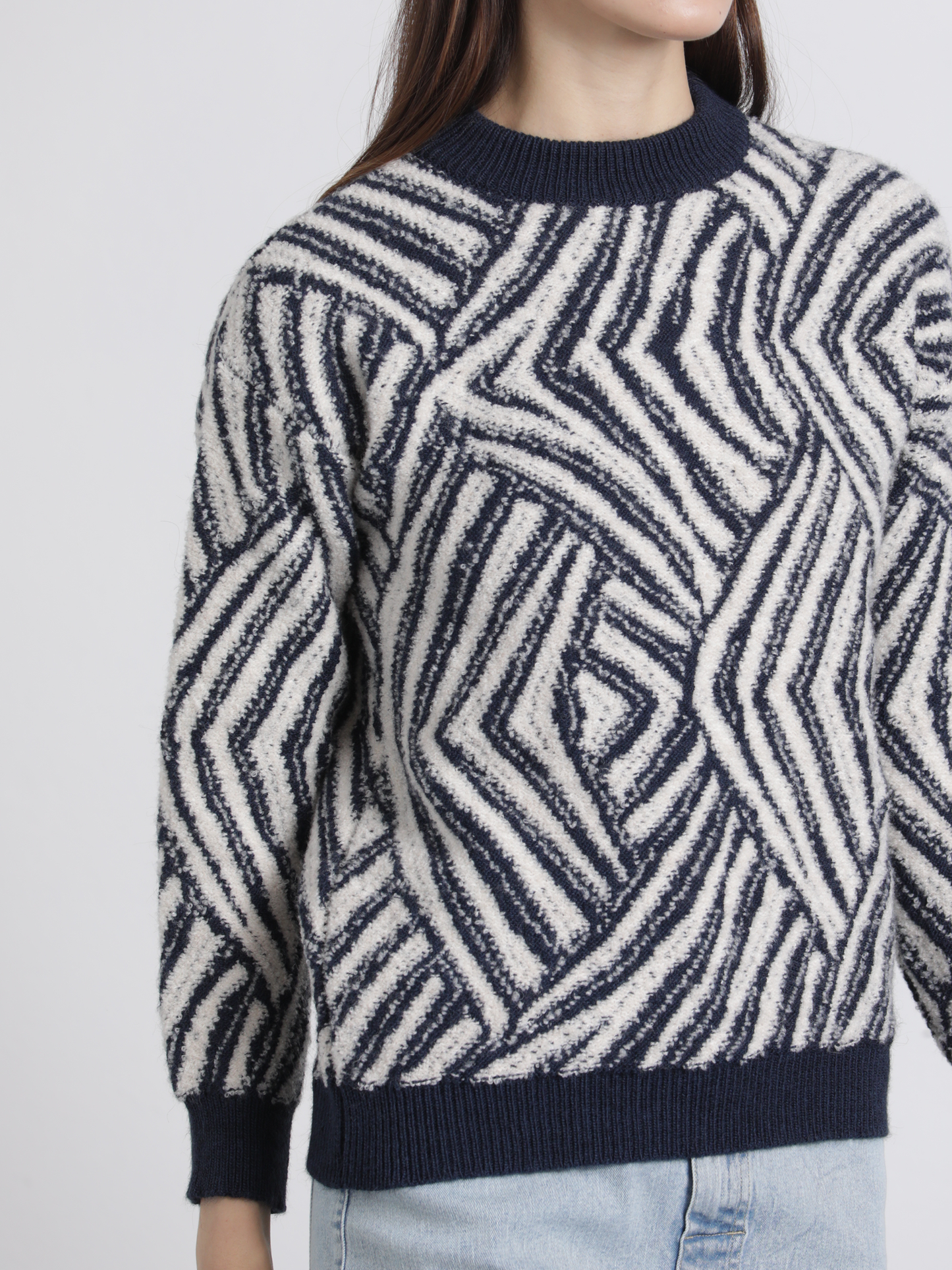 Pullover jacquard girocollo