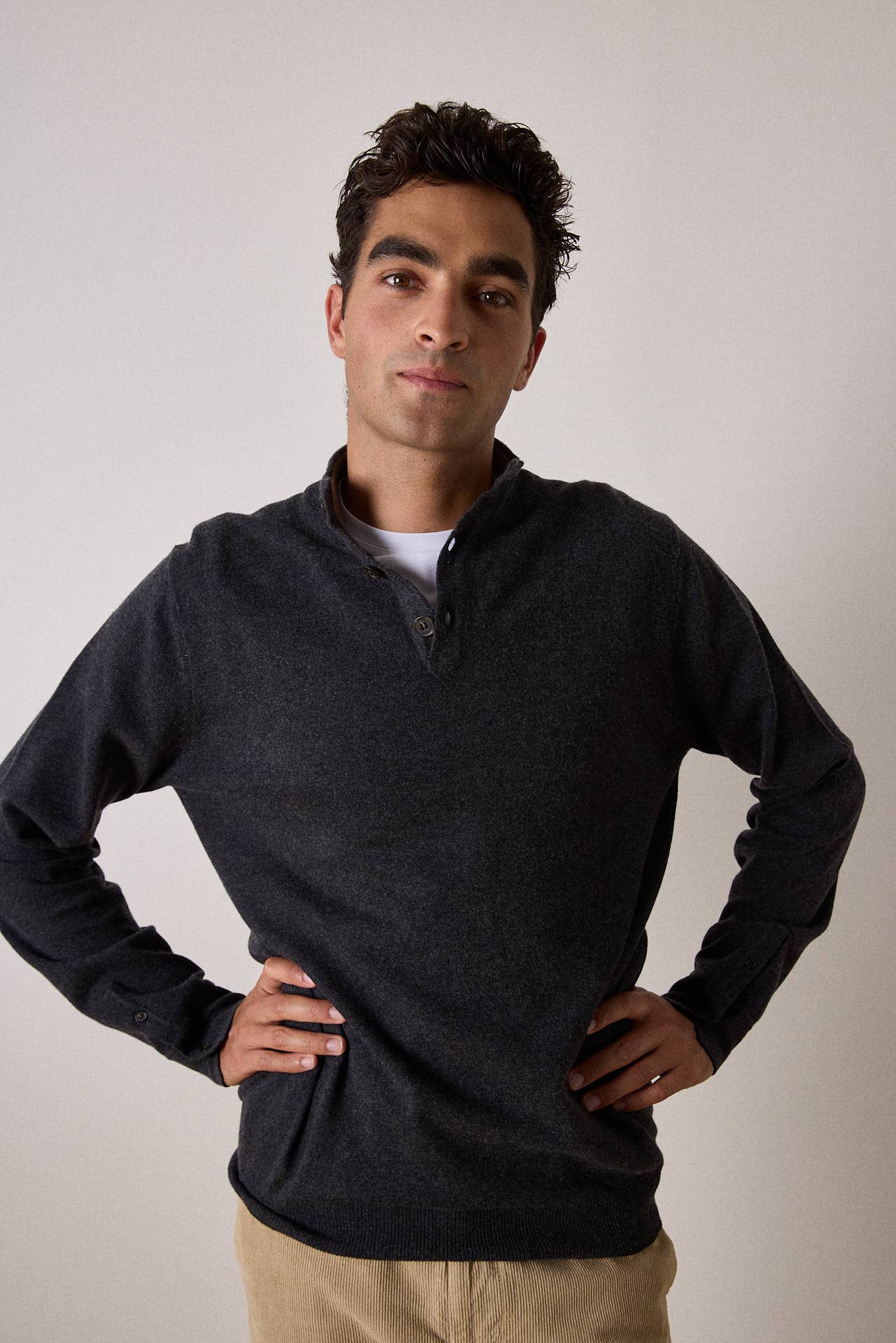 Maglione in lana merino con collo alto Shadow grigio