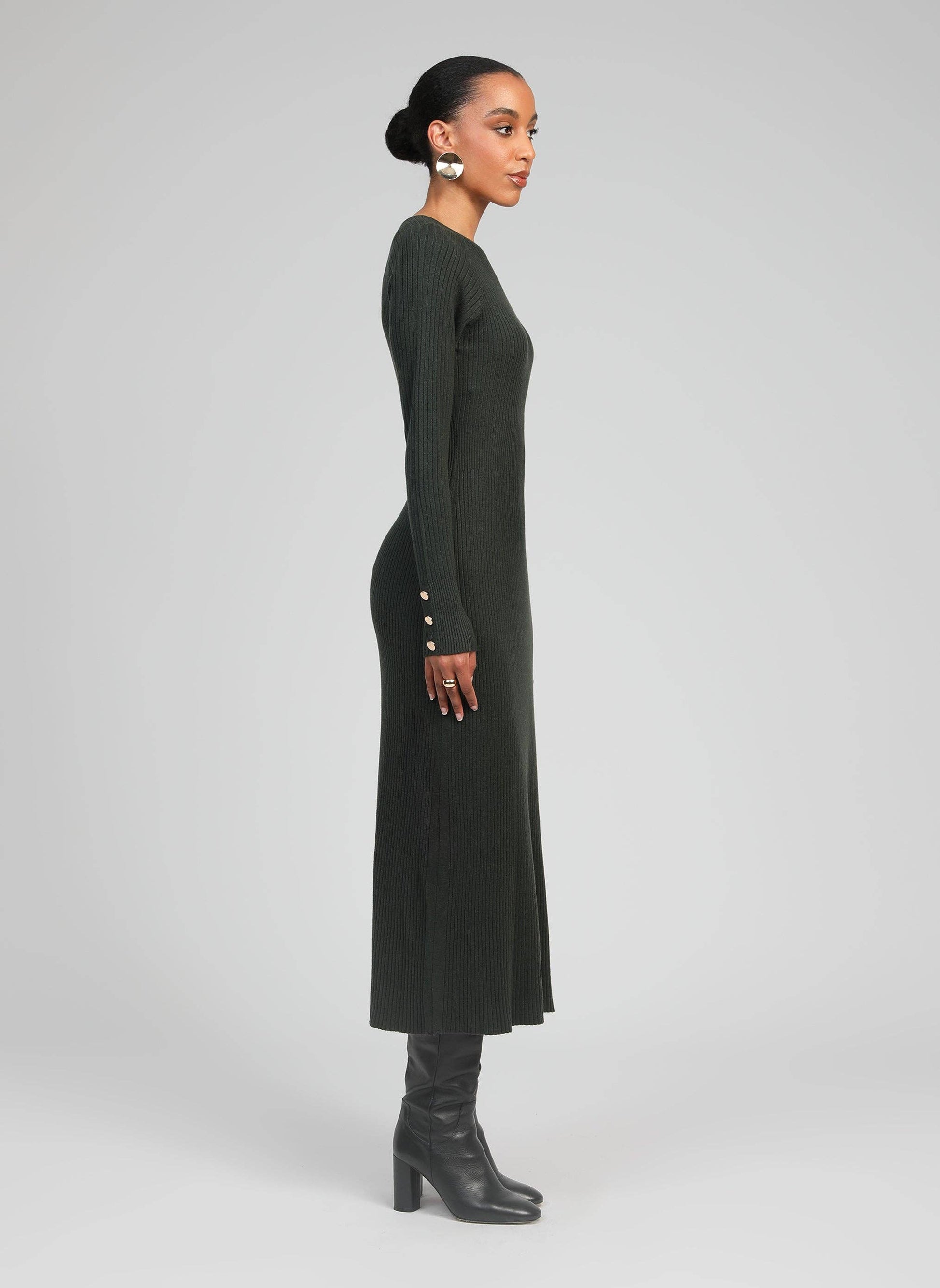 Abito midi in maglia a costine kaki