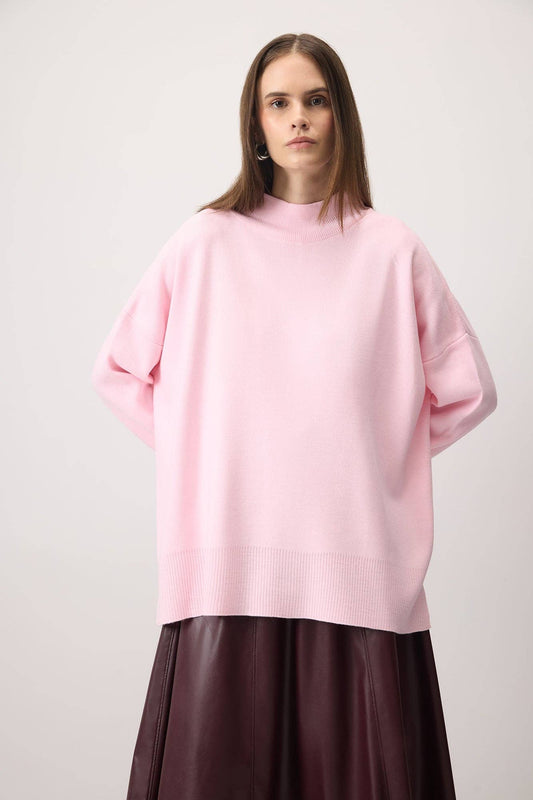 Maglione basic a collo alto in maglia rosa