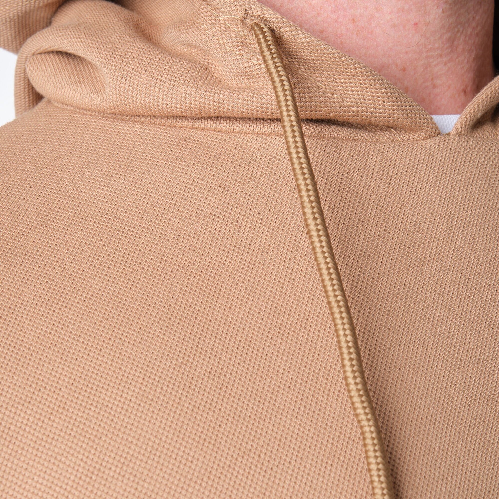 Felpa con cappuccio in piqué taupe da uomo