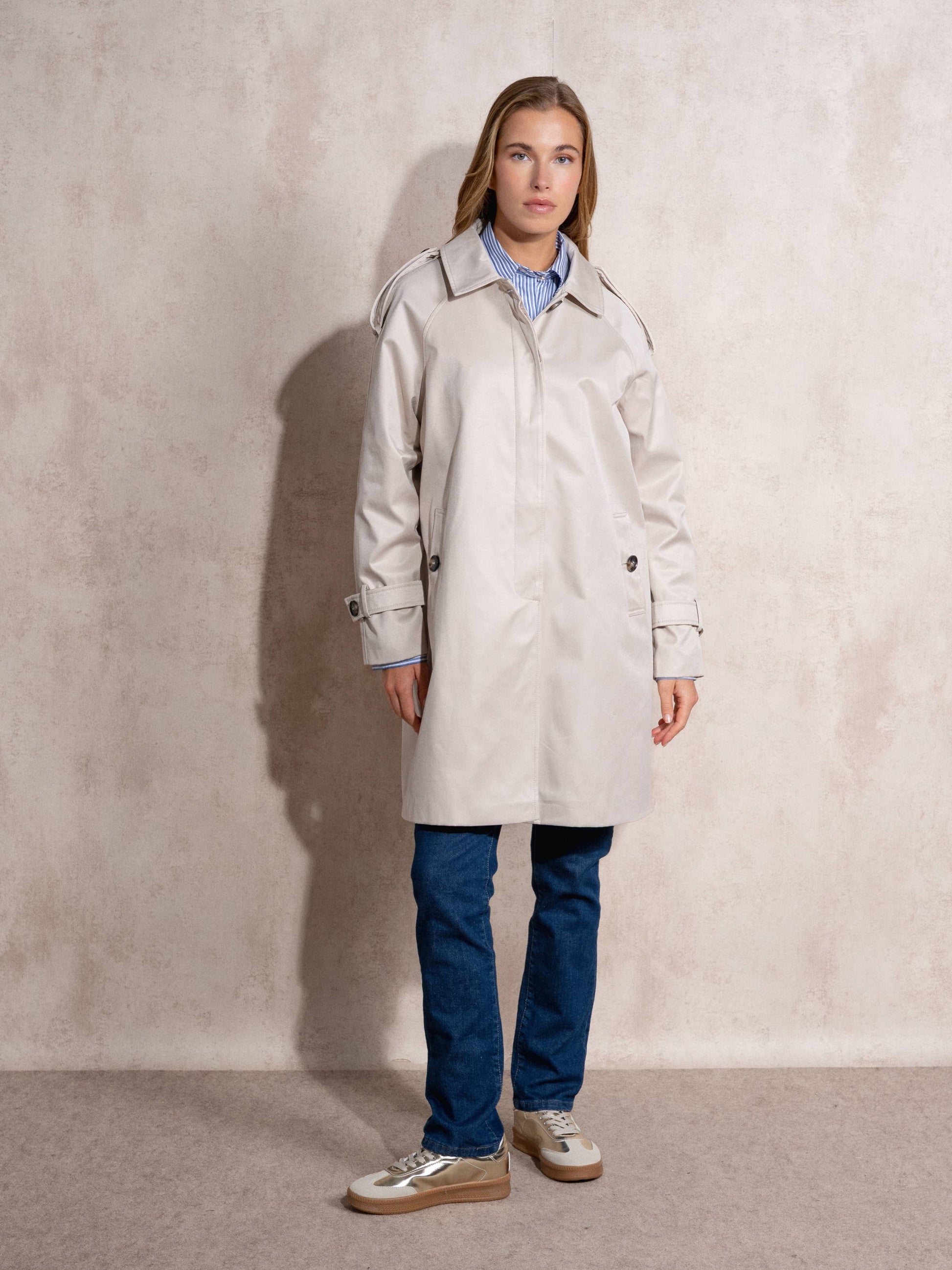 Impermeabile donna con bottoni effetto tartaruga