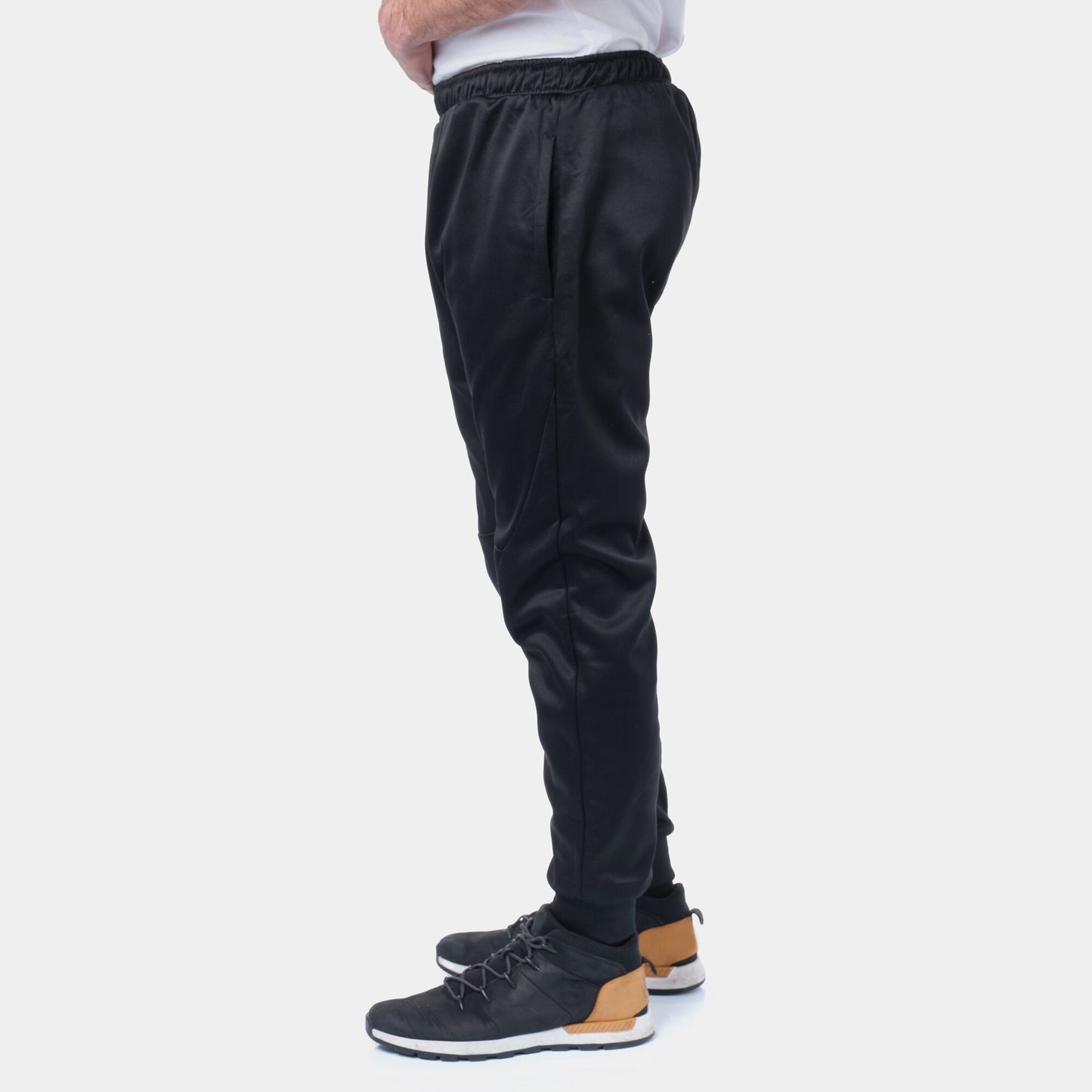 Tuta sportiva uomo nera con felpa zip e pantaloni jogger
