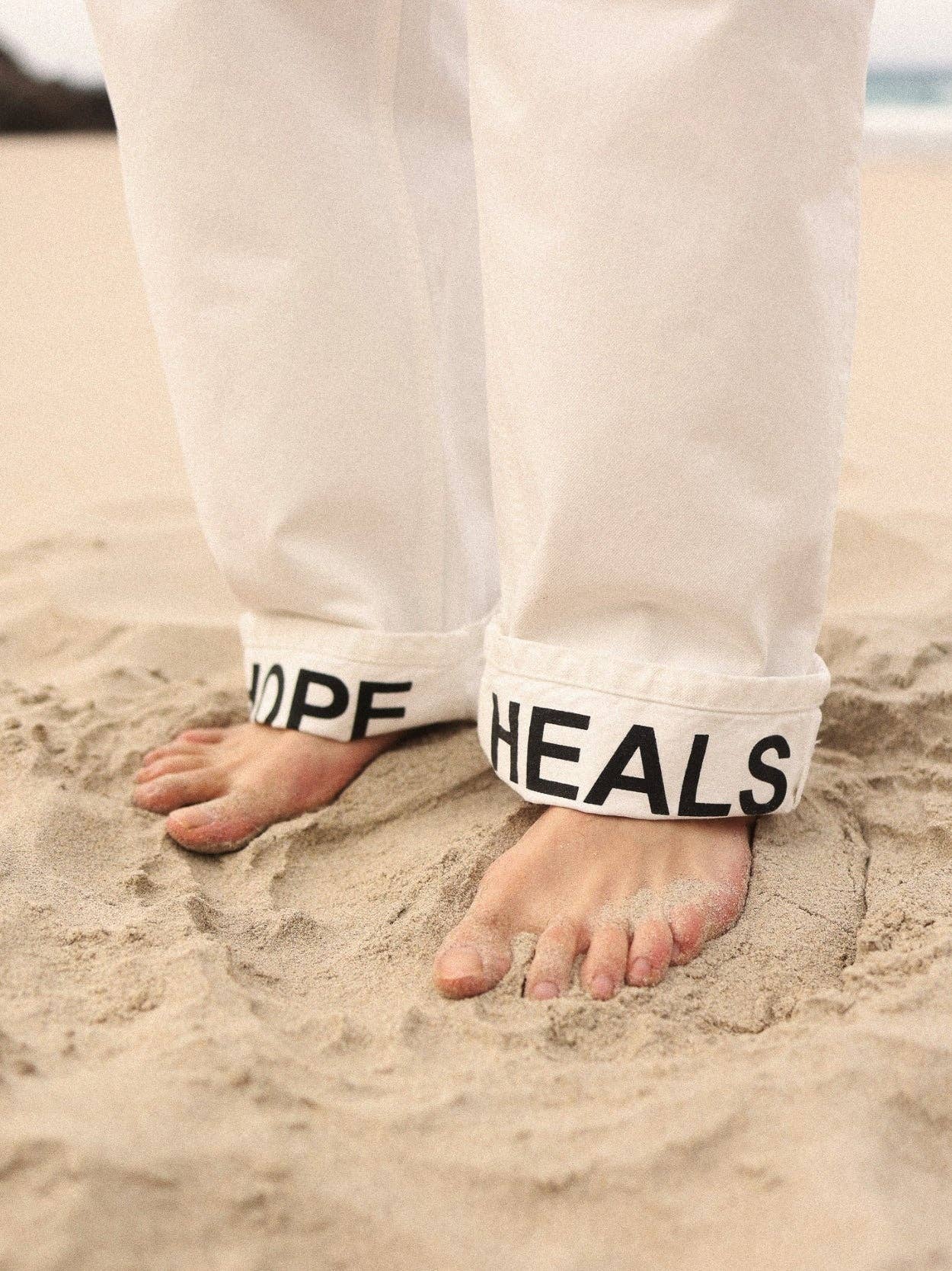 Pantaloni denim a pieghe Hope Heals