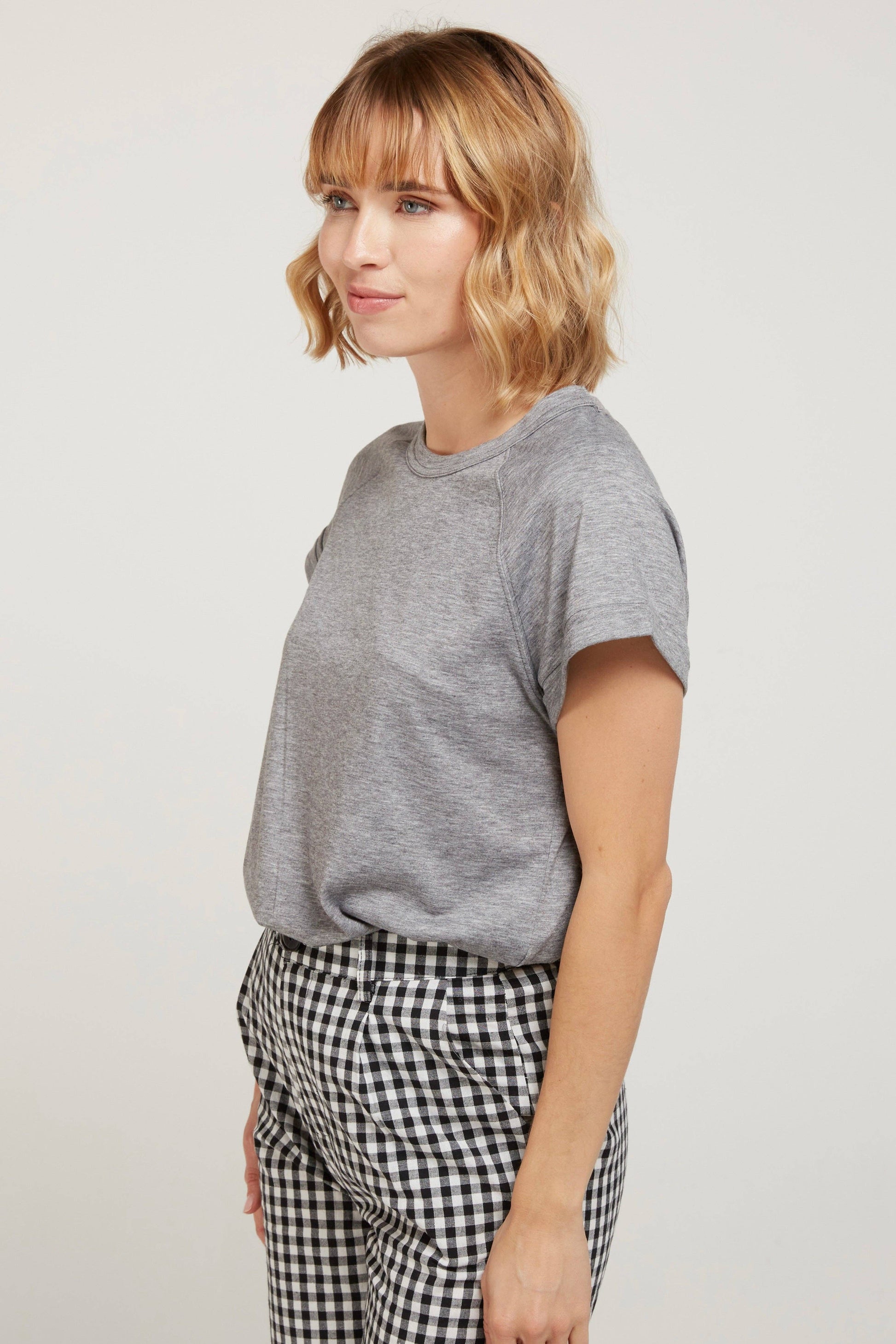 T-shirt essenziale pigmentata da donna Dusty Aqua
