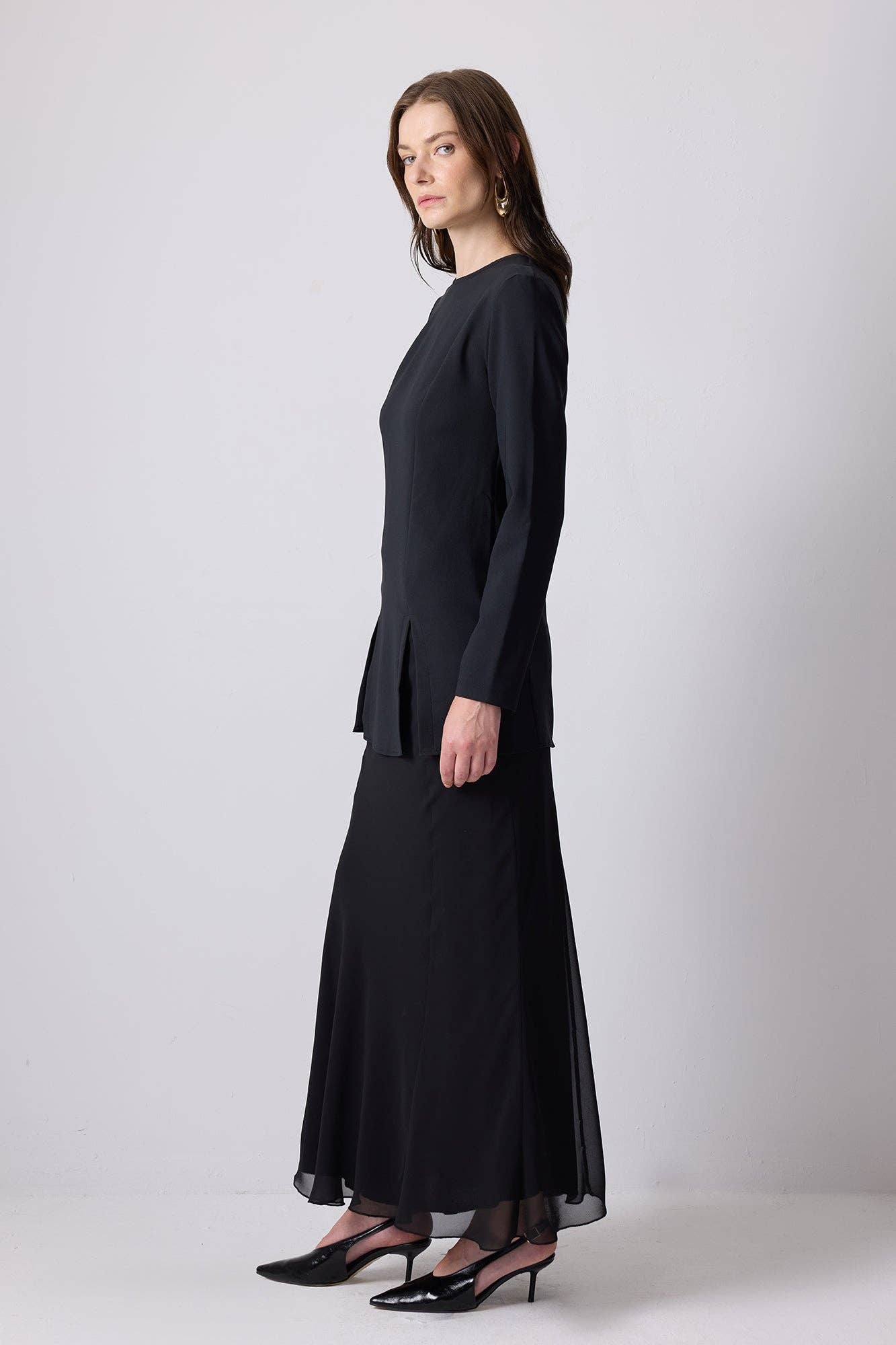 Gonna lunga in chiffon nero con orlo trasparente