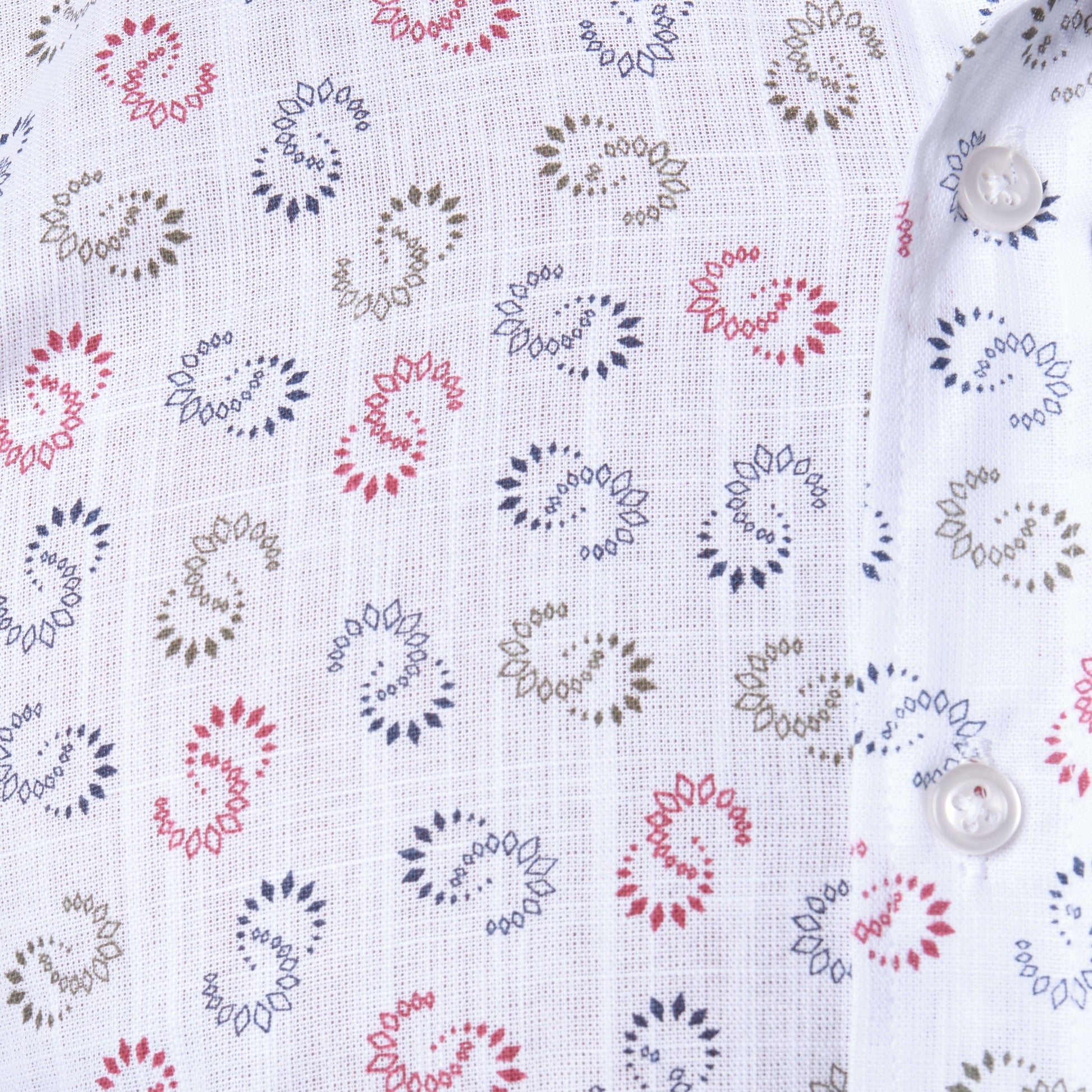 Camicia stampata in cotone con maniche lunghe e colletto francese